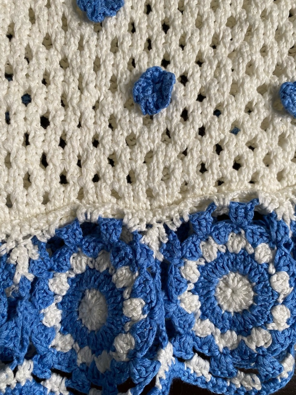 Zara Blue and White Crochet Sleeveless Top - Picture 4 of 6